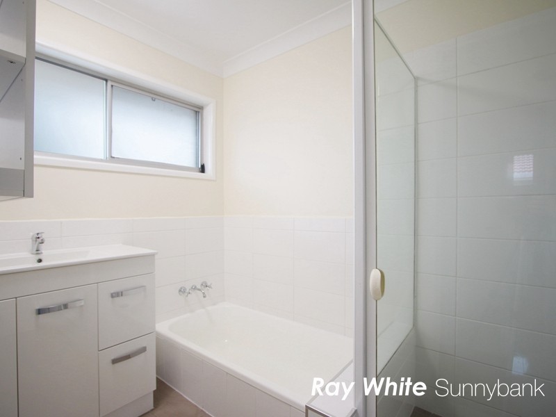 16 Portulaca Street, Macgregor QLD 4109
