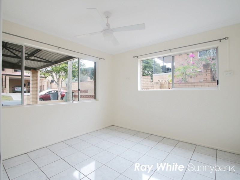 16 Portulaca Street, Macgregor QLD 4109