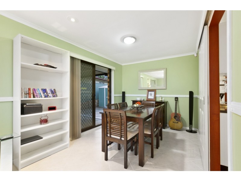 14 St Johns Way, Boronia Heights QLD 4124