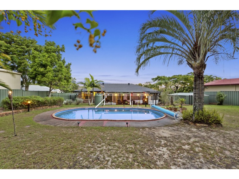 14 St Johns Way, Boronia Heights QLD 4124