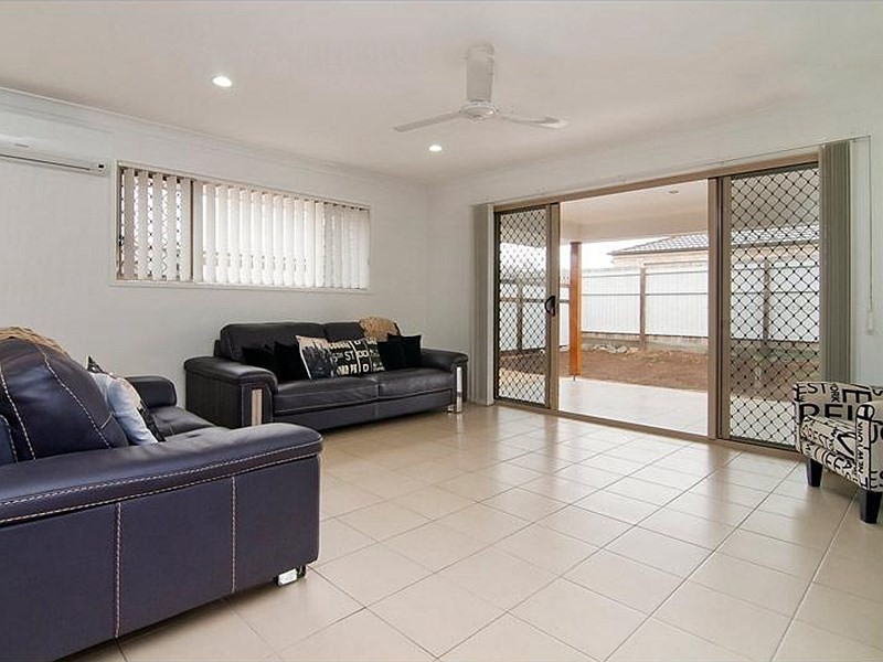 21 Fairweather Street, Berrinba QLD 4117