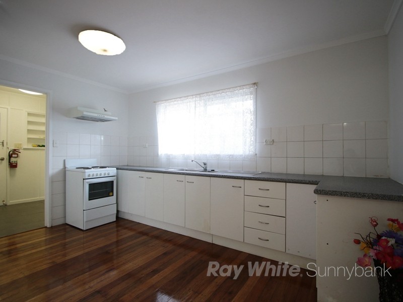 126b Golda Av, Salisbury QLD 4107