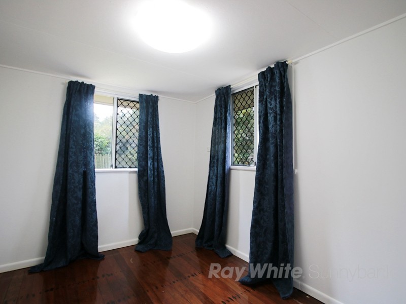 126b Golda Av, Salisbury QLD 4107