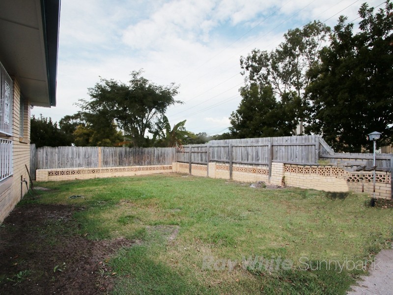 126b Golda Av, Salisbury QLD 4107