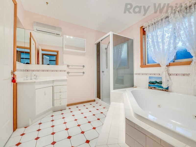 7 Buckingham Drive, Howrah TAS 7018