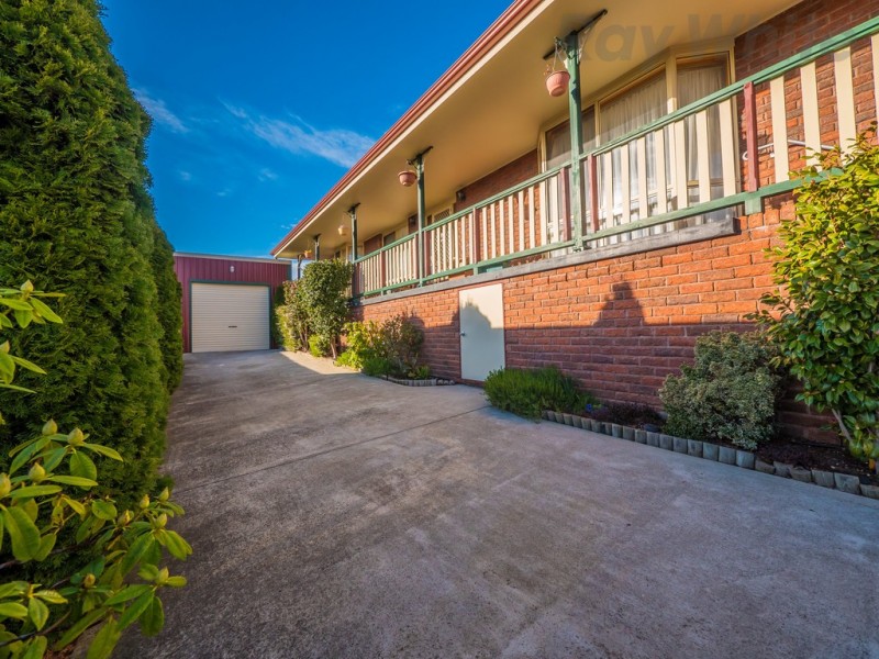 7 Buckingham Drive, Howrah TAS 7018