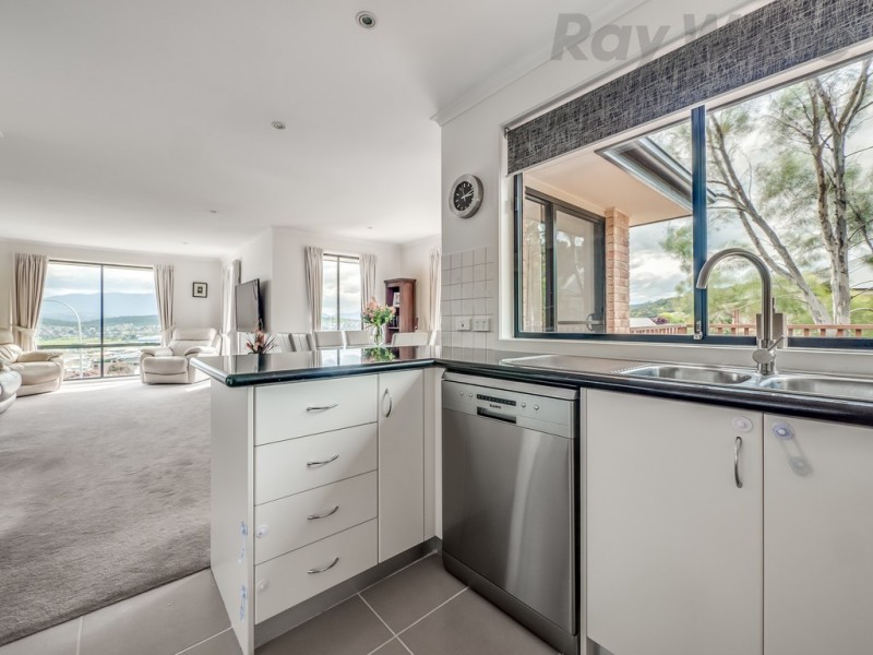 5 Crete Place, Oakdowns TAS 7019
