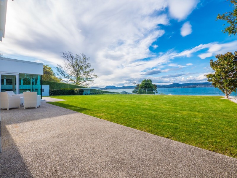 549 Sandy Bay Road, Sandy Bay TAS 7005