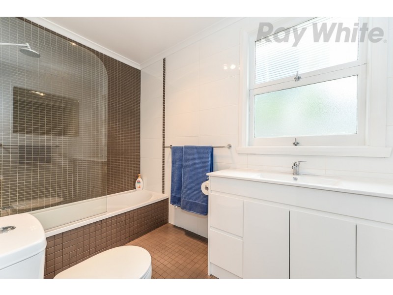 6 Chestnut Avenue, Lutana TAS 7009