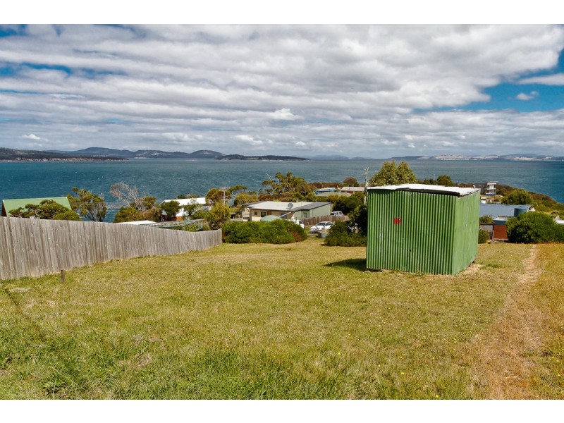 35 Robinia Street, Primrose Sands TAS 7173