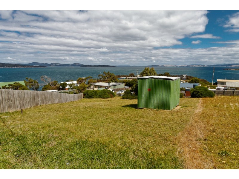 35 Robinia Street, Primrose Sands TAS 7173
