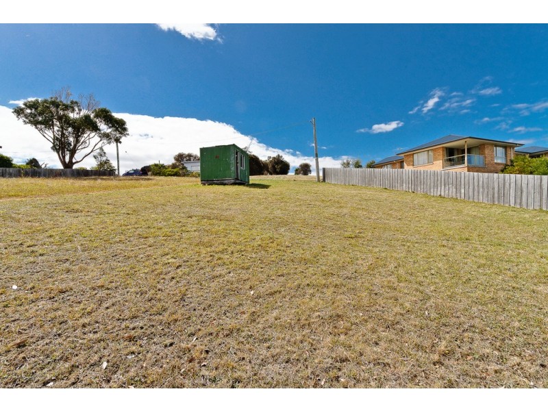 35 Robinia Street, Primrose Sands TAS 7173