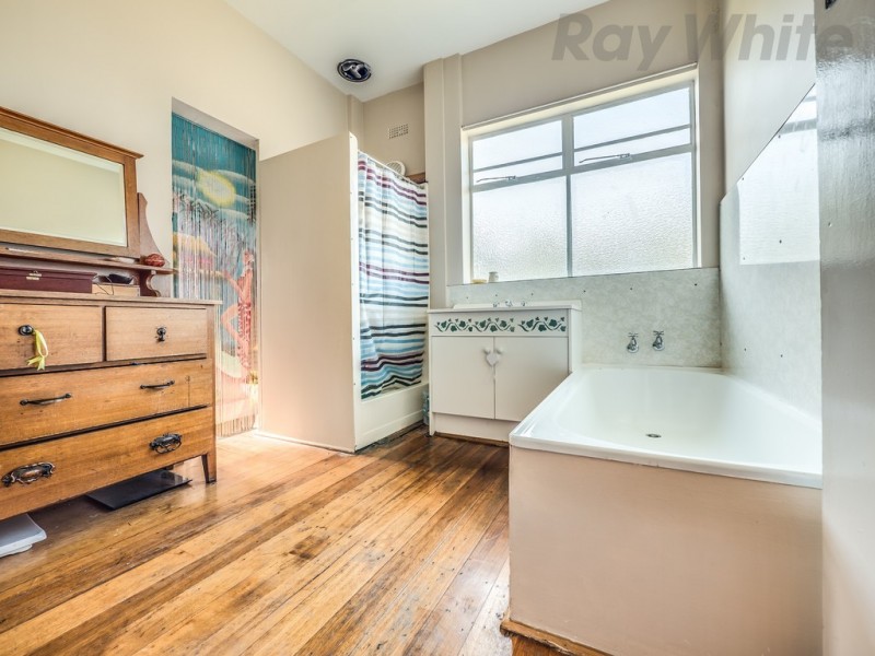 175 Risdon Road, Lutana TAS 7009