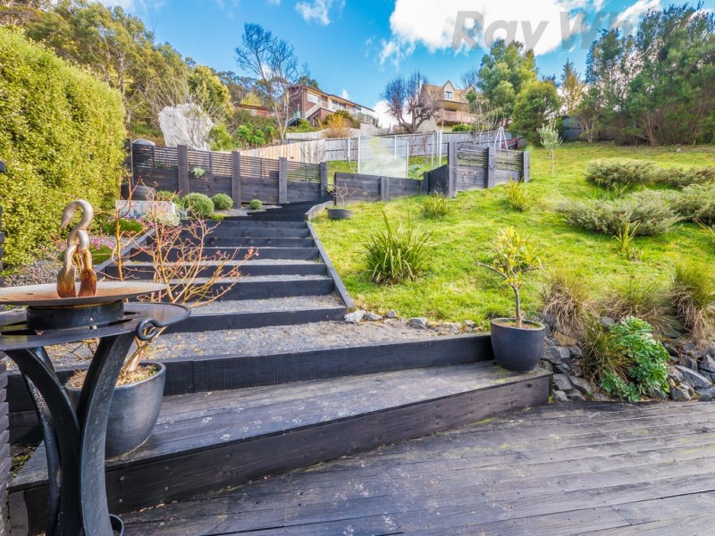 15 Clift Street, Mount Stuart TAS 7000