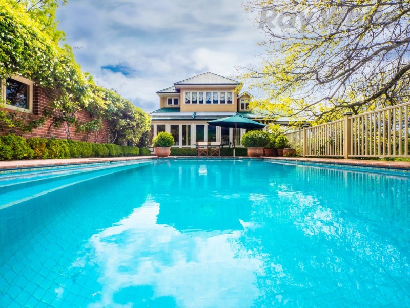 12 Lambert Avenue, Sandy Bay TAS 7005