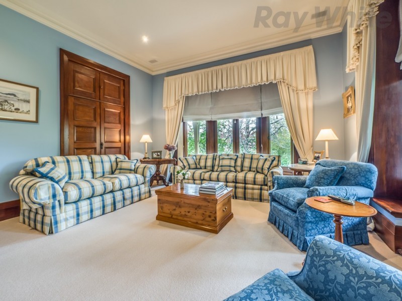 12 Lambert Avenue, Sandy Bay TAS 7005