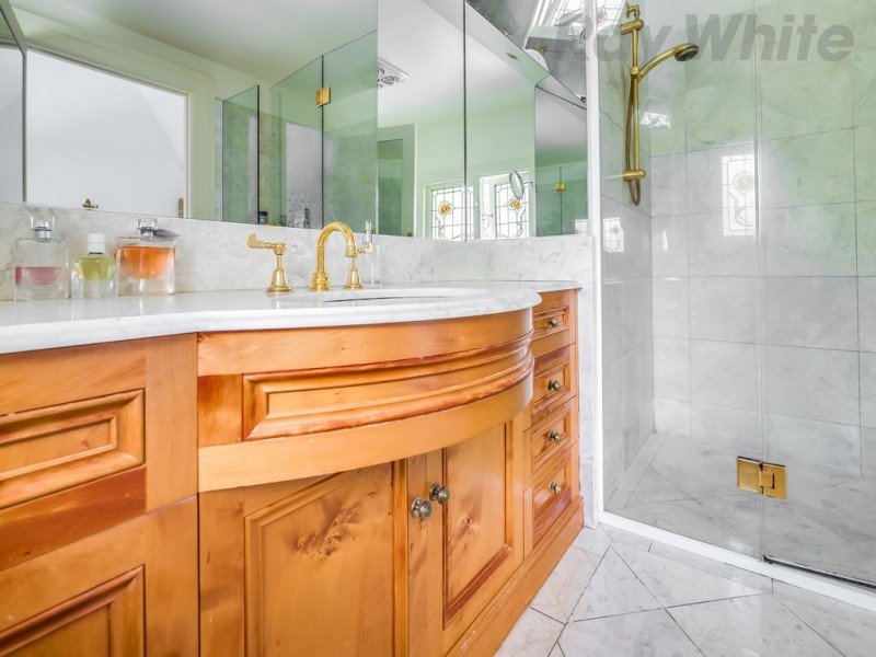 12 Lambert Avenue, Sandy Bay TAS 7005