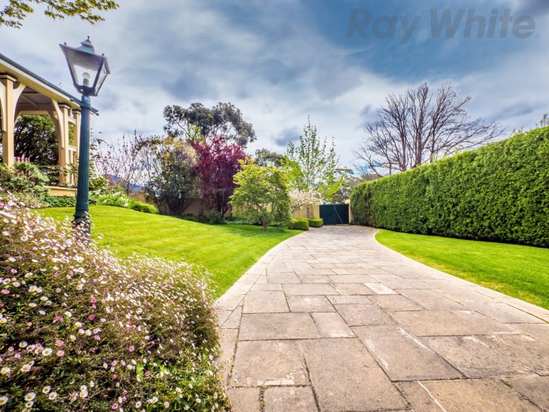 12 Lambert Avenue, Sandy Bay TAS 7005