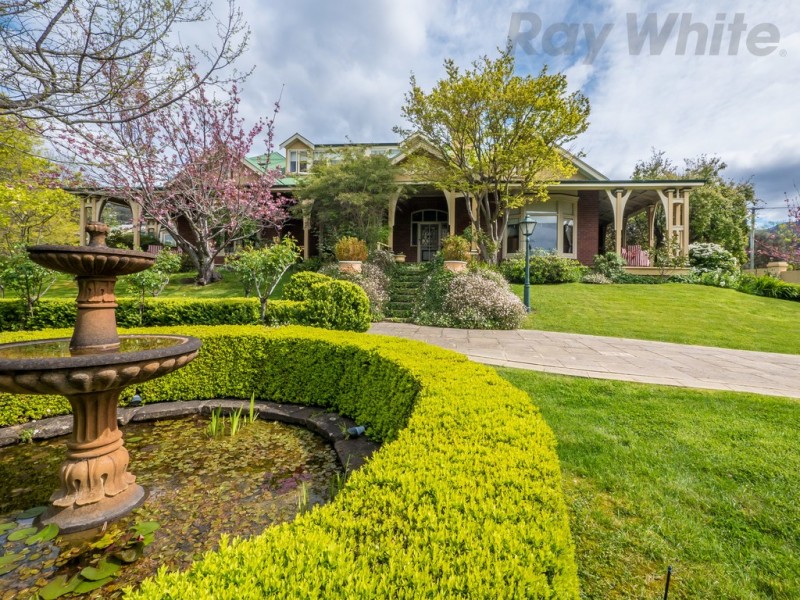 12 Lambert Avenue, Sandy Bay TAS 7005