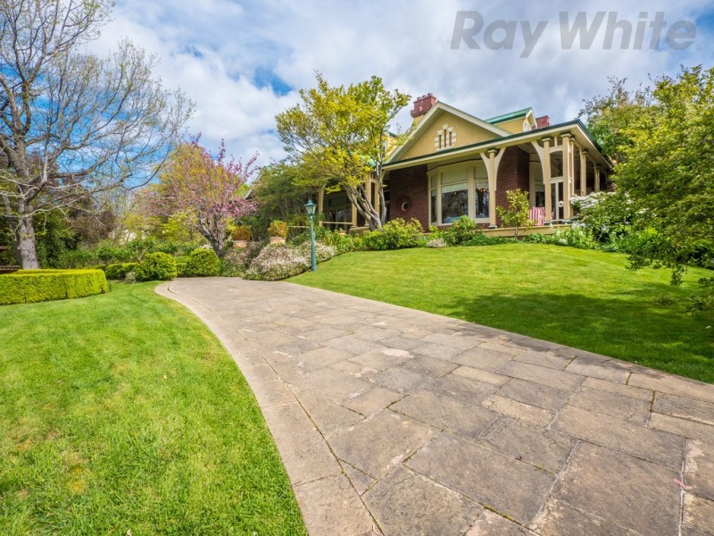 12 Lambert Avenue, Sandy Bay TAS 7005