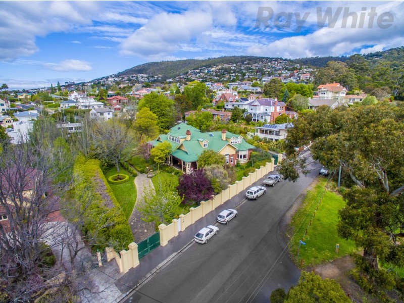 12 Lambert Avenue, Sandy Bay TAS 7005