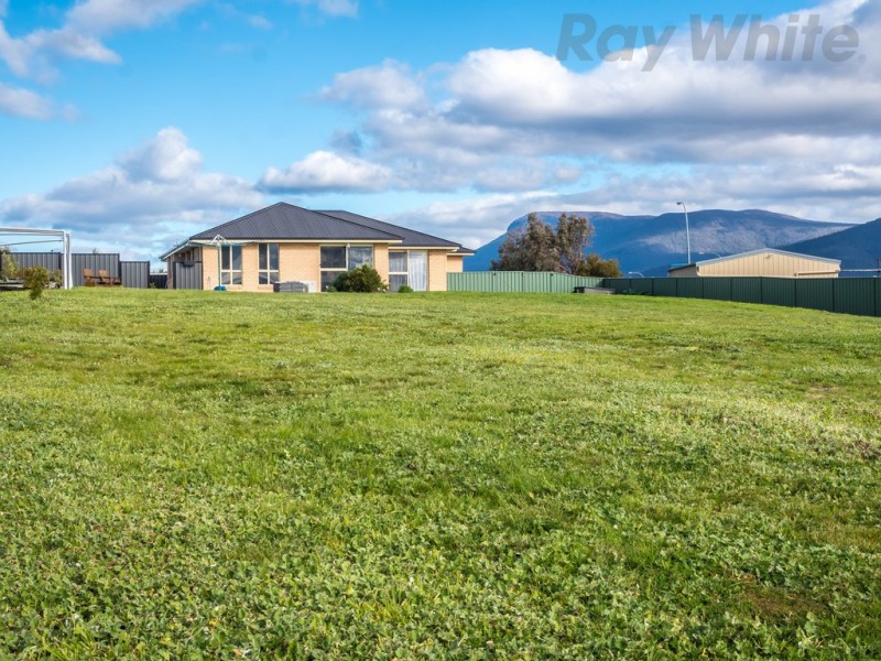 9 Riviera Drive, Old Beach TAS 7017