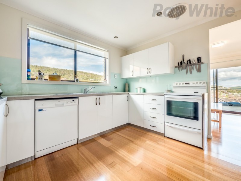 4 Zenith Court, Howrah TAS 7018