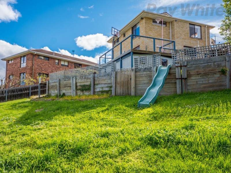 4 Zenith Court, Howrah TAS 7018