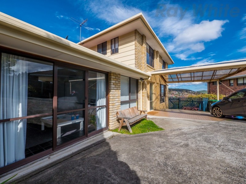 4 Zenith Court, Howrah TAS 7018