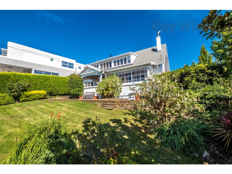 9 Ellington Road, Sandy Bay TAS 7005