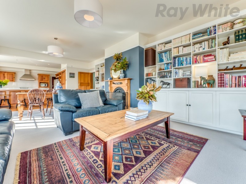 9 Ellington Road, Sandy Bay TAS 7005