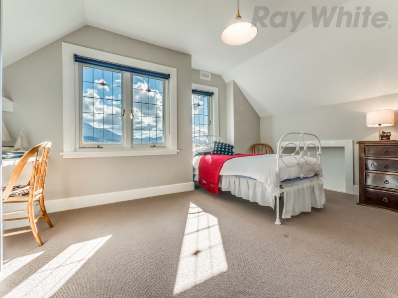 9 Ellington Road, Sandy Bay TAS 7005