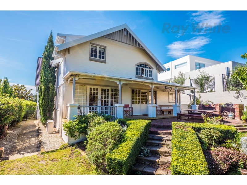 9 Ellington Road, Sandy Bay TAS 7005