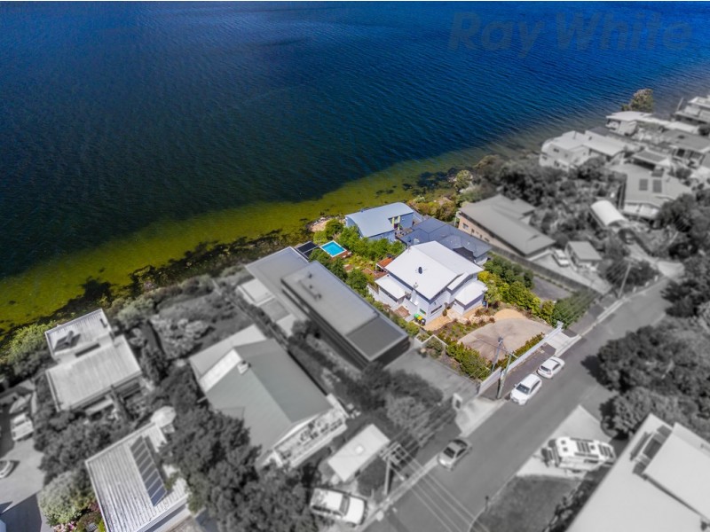 6 Mitah Crescent, Sandy Bay TAS 7005