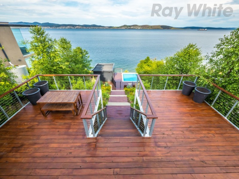 6 Mitah Crescent, Sandy Bay TAS 7005