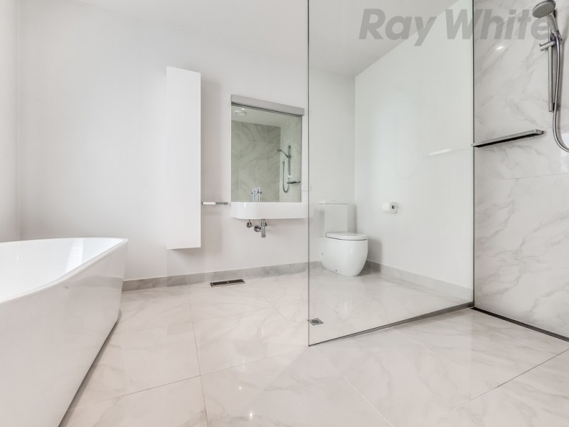 6 Mitah Crescent, Sandy Bay TAS 7005