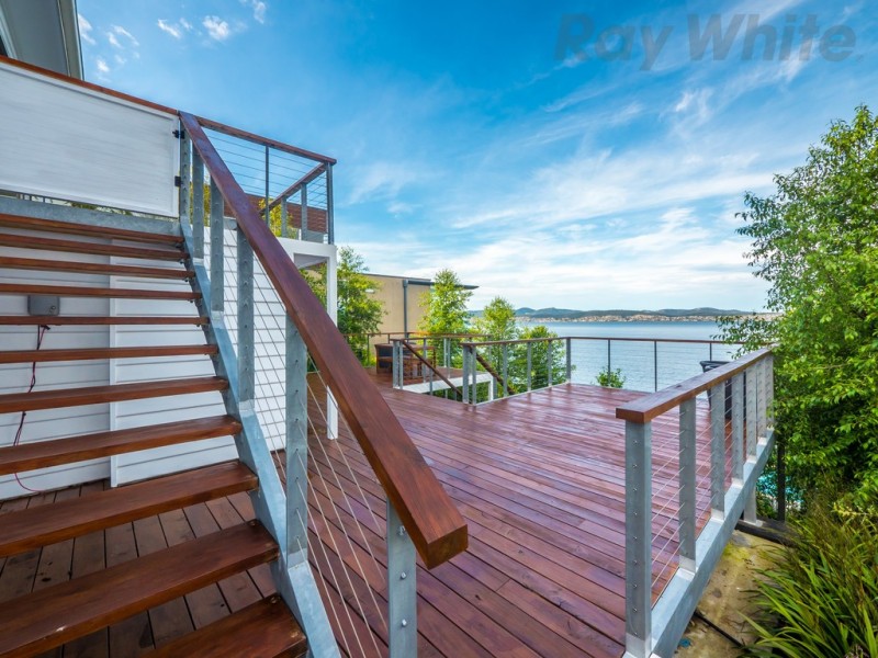 6 Mitah Crescent, Sandy Bay TAS 7005