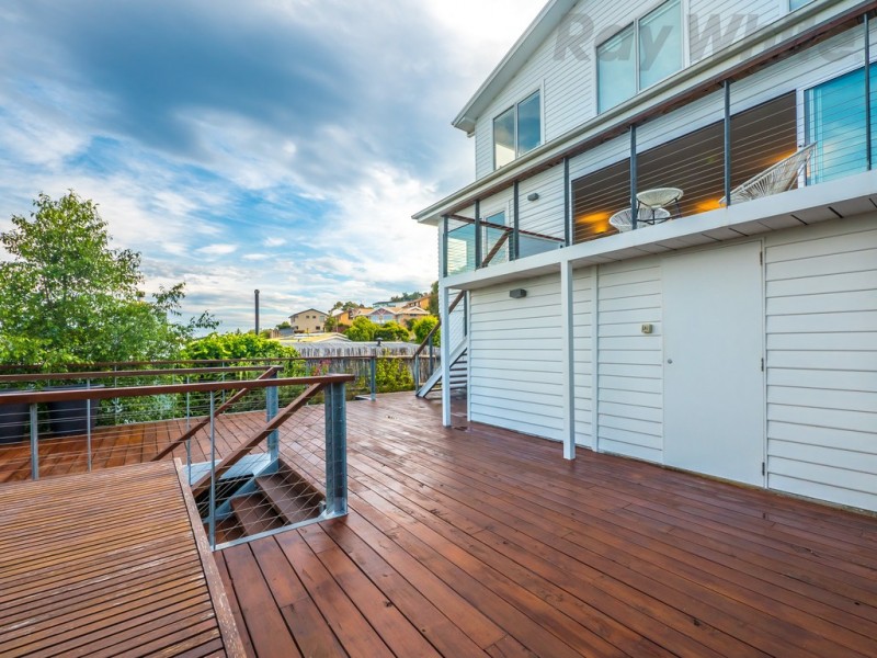 6 Mitah Crescent, Sandy Bay TAS 7005