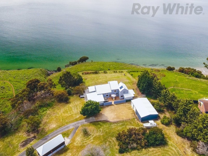 31 Kirra Road, Roches Beach TAS 7170