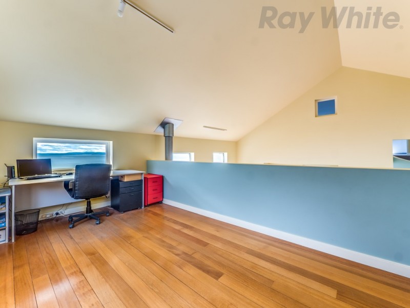 31 Kirra Road, Roches Beach TAS 7170