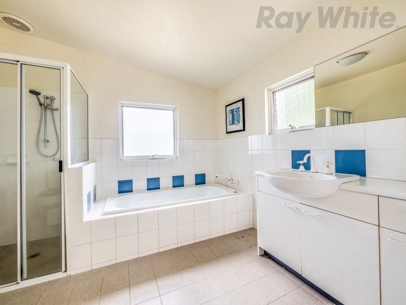 31 Kirra Road, Roches Beach TAS 7170