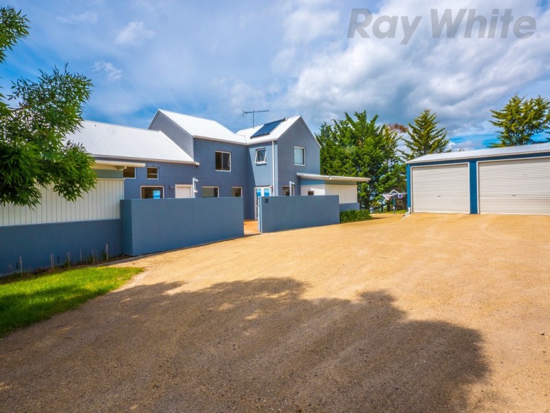 31 Kirra Road, Roches Beach TAS 7170