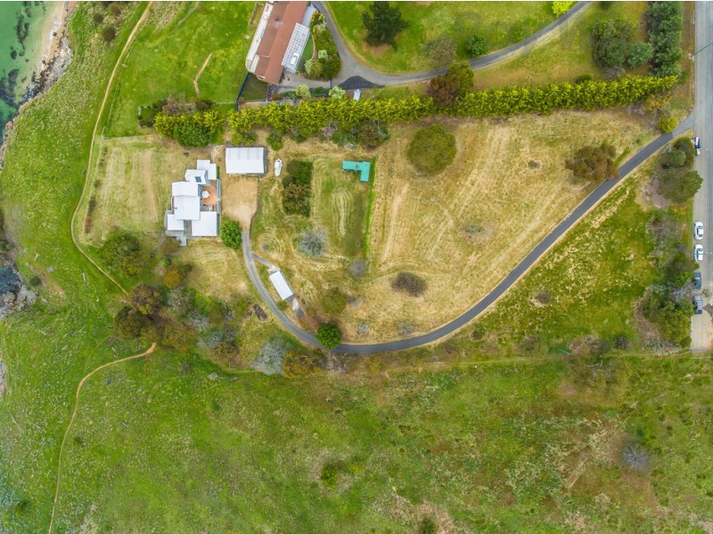 31 Kirra Road, Roches Beach TAS 7170