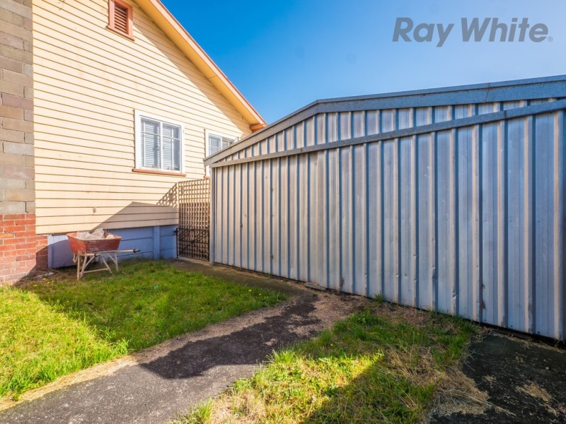 7 Laguna Place, Derwent Park TAS 7009