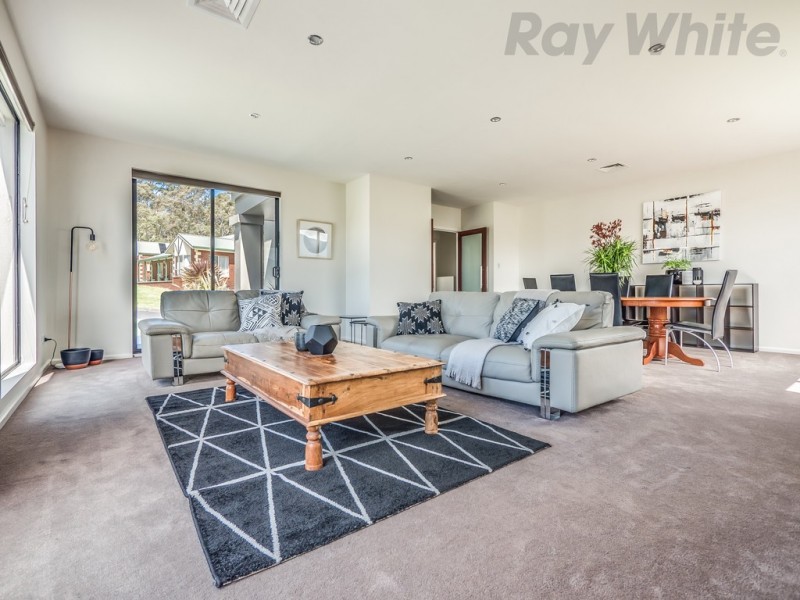 20 Weemala Court, Mount Nelson TAS 7007