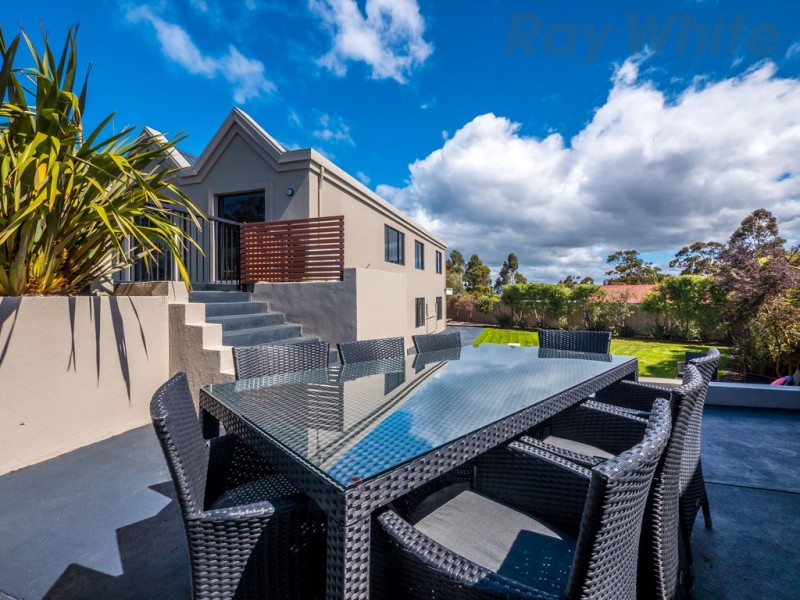 20 Weemala Court, Mount Nelson TAS 7007