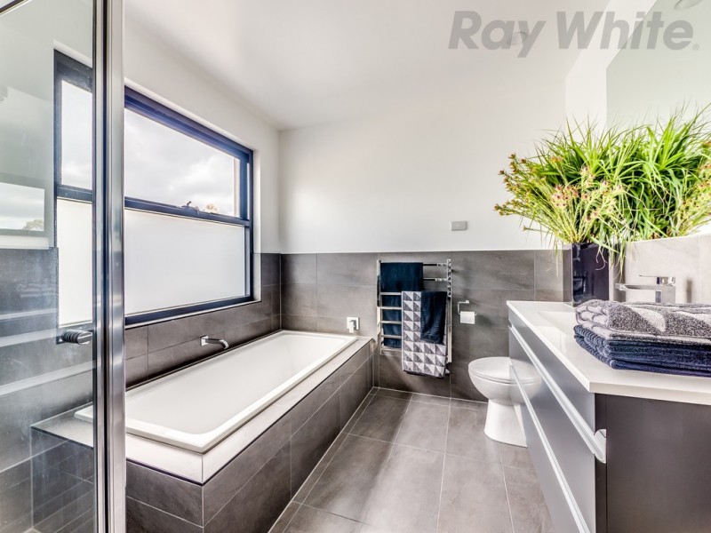 20 Weemala Court, Mount Nelson TAS 7007