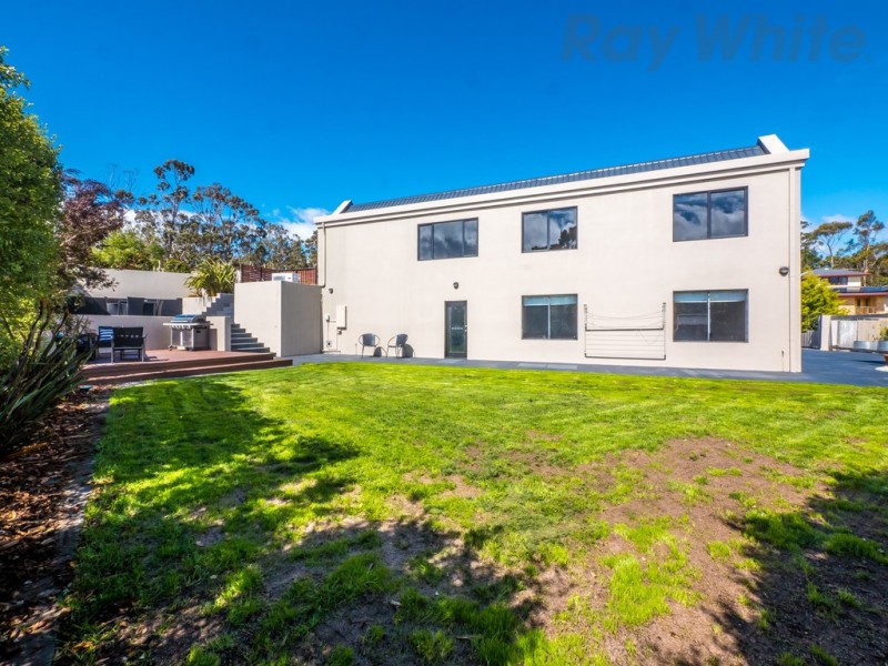 20 Weemala Court, Mount Nelson TAS 7007