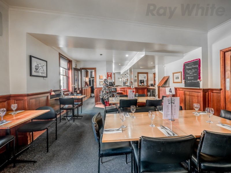 100 Burnett Street – The Crescent Hotel, North Hobart TAS 7000