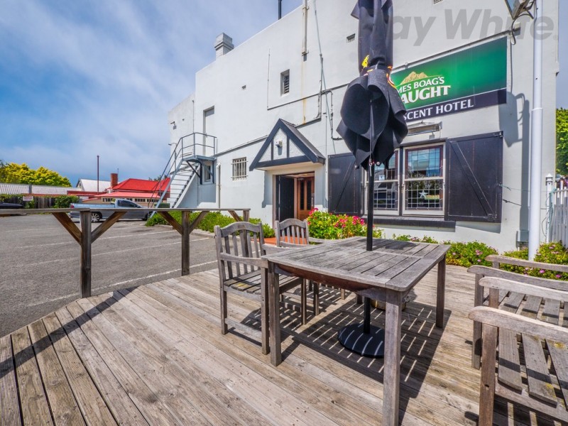 100 Burnett Street – The Crescent Hotel, North Hobart TAS 7000